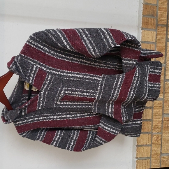 Used pull over - Picture 2 of 4